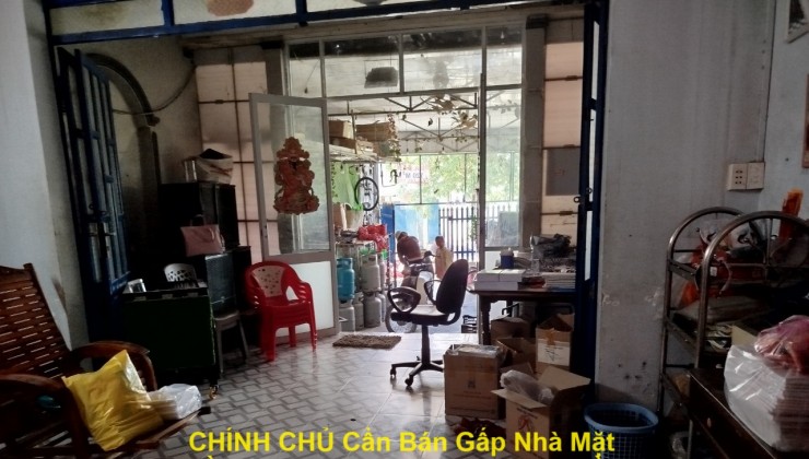 CHÍNH CHỦ Cần Bán Gấp Nhà Mặt Tiền QL50 Tại Xã Phước Đông, Cần Đước, Long An